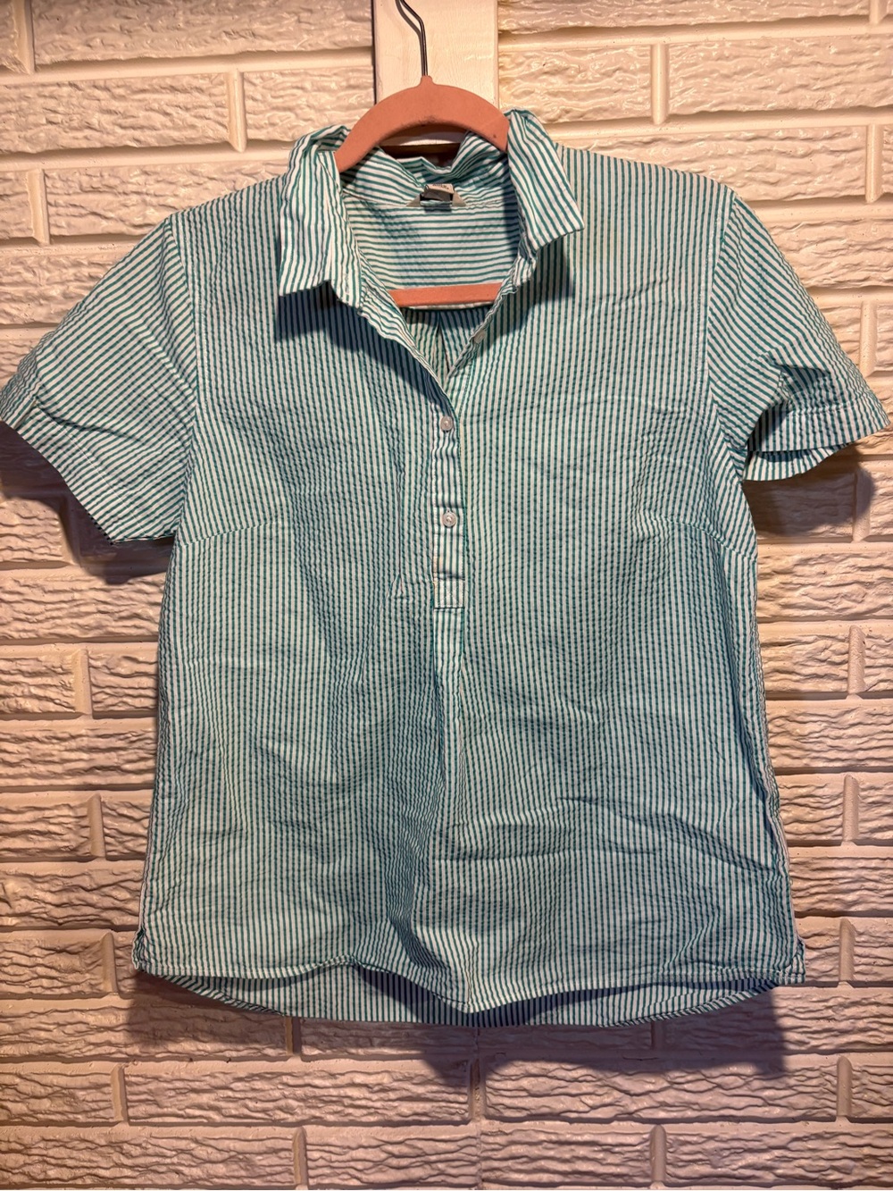 Striped seersucker Short Sleeve Button Popover - Mint Green & White